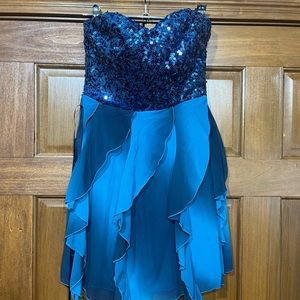 Size small party dress
